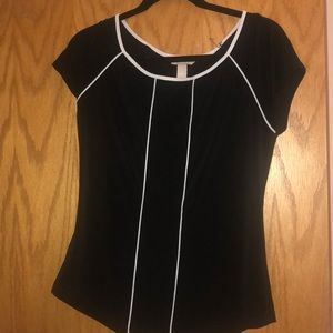 Banana republic black top with gray & white piping